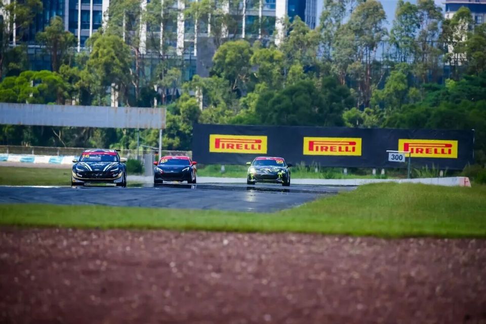 赛道英雄, 本田思域等 赛道英雄, 本田思域等